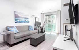 Apartment – Simcoe Street, Old Toronto, Toronto,  Ontario,   Canada for C$888,000