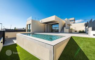 4-bedroom villa 200 m² in Polop for 970,000 €
