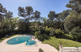 Villa – Roquefort-les-Pins, Côte d'Azur (French Riviera), France for 1,850,000 €