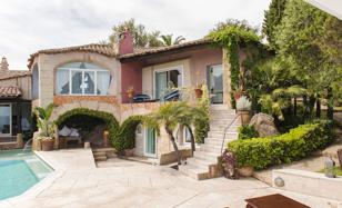 6-bedroom villa 350 m² in Porto Cervo for 12,300 € per week