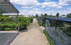 Development land – Miami, Florida, USA for $699,000