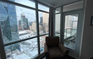 5-bedroom apartment in Yonge Street for C$884,000