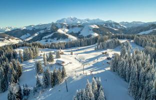Land plot 733 m² in Savoie for 560,000 €