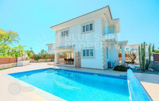 4-bedroom villa in Ayia Napa for 570,000 €