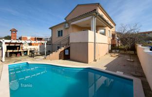 5-room house 180 m² in Pula for 536,000 €