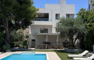 Four-level renovated villa with a pool in Vari, Athenian Riviera, Greece for 1,850,000 €