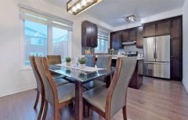 Terraced house – Scarborough, Toronto, Ontario,  Canada for C$1,261,000