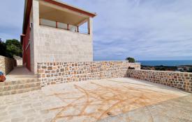 Newly built house of 255 m² with a swimming pool and a beautiful view of the Luštica-Tivat sea for 750,000 €