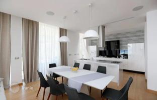 15-bedroom house 750 m² in Ičići. Price on request