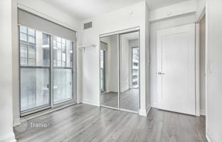 3-bedroom apartment in Etobicoke for C$1,001,000