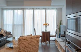 1-bedroom apartment in Blue Jays Way for C$786,000