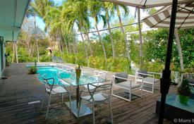 Comfortable villa with a garden, a backyard, a swimming pool, a sitting area and a garage, Key Biscayne, USA for $2,297,000
