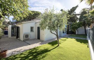 6-bedroom cottage in Port Palm Beach for 2,950,000 €