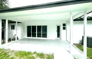 2-bedroom house 192 m² in North Miami for $790,000