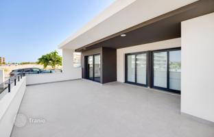 2-bedroom apartment 70 m² in San Miguel de Salinas for 244,000 €