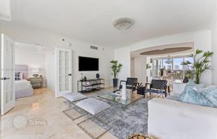 3-bedroom apartments in condo 246 m² in Collins Avenue for $2,350,000