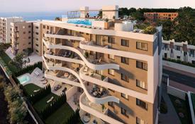 Three-bedroom corner apartment with sea views in Los Balcones, Alicante, Spain for 370,000 €
