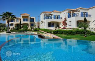 2-bedroom penthouse in Crete for 395,000 €