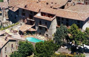 30-bedroom villa 1,500 m² in Passignano Sul Trasimeno for 1,700,000 €