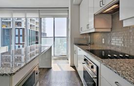 Apartment – University Avenue, Old Toronto, Toronto,  Ontario,   Canada for C$807,000