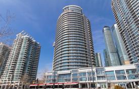 Apartment – Queens Quay West, Old Toronto, Toronto,  Ontario,   Canada for C$865,000