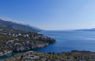 Land plot 570 m² in Karlobag for 133,000 €