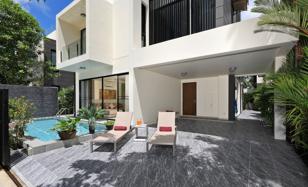 Three-storey furnished villa with a private pool and parking in Laguna Phuket, Thailand for $820,000