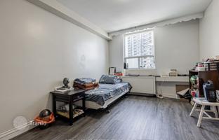 6-bedroom apartment in Eglinton Avenue East for C$701,000