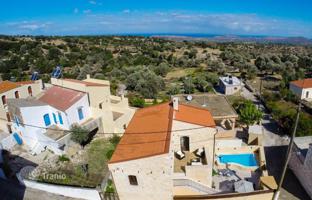 Land plot 160 m² in Rethimnon for 360,000 €
