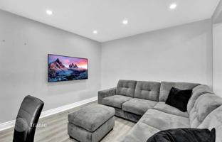 2-bedroom house in North York for C$1,812,000