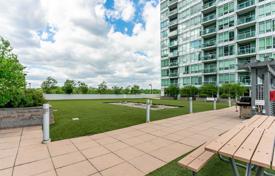 Apartment – Lake Shore Boulevard West, Etobicoke, Toronto,  Ontario,   Canada for C$907,000