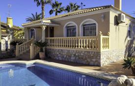Villa with a swimming pool in a quiet area, Alicante, Spain for 410,000 €