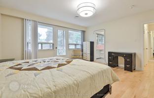 11-bedroom house in North York for C$2,530,000
