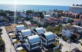 3-bedroom villa 221 m² in Konakli for 32,639,000 TRY