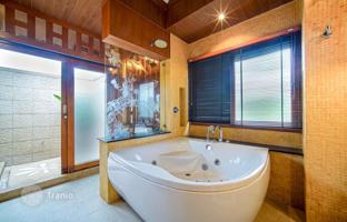 4-bedroom villa 440 m² in Pattaya for $775,000