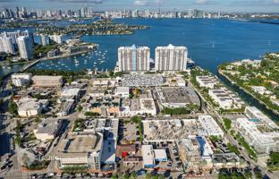 2-bedroom apartments in condo 119 m² in Miami Beach for $890,000