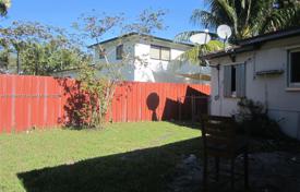 Townhome – North Miami, Florida, USA for $630,000