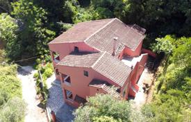 Kato Garouna Detached house For Sale Central Corfu for C$404,000