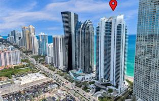 4-bedroom apartments in condo 267 m² in Collins Avenue for $4,300,000