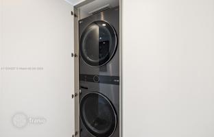 2-bedroom apartments in condo 107 m² in West Avenue for $1,900,000