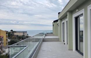 2-bedroom apartment 162 m² in Budva for 562,000 €