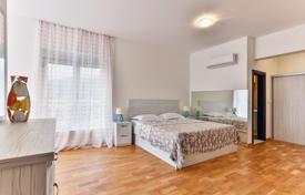 Beautiful three bedroom luxuriously furnished apartment with a panoramic view in Rafailovići for 260,000 €