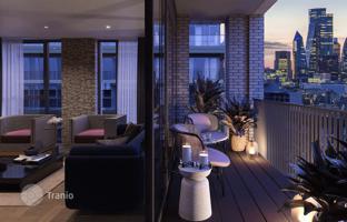 One-bedroom apartment with partial river views in Royal Docs London, UK for 1,024,000 €