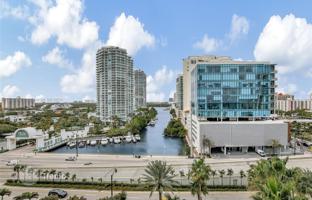 2-bedroom apartments in condo 164 m² in Collins Avenue for $1,180,000