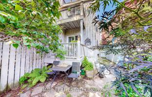 5-bedroom townhouse in Old Toronto for C$1,519,000