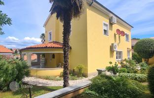 3-room house 180 m² in Istria County for 880,000 €