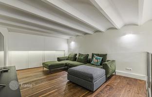 1-bedroom apartment 129 m² in Barcelona for 870,000 €