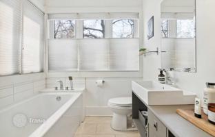 8-bedroom townhouse in East York for C$1,486,000