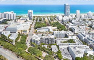 2-bedroom apartments in condo 120 m² in Miami Beach for $995,000