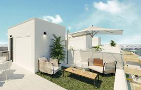 Modern villas with 3 bedrooms, solarium and pool in San Pedro del Pinatar for 395,000 €